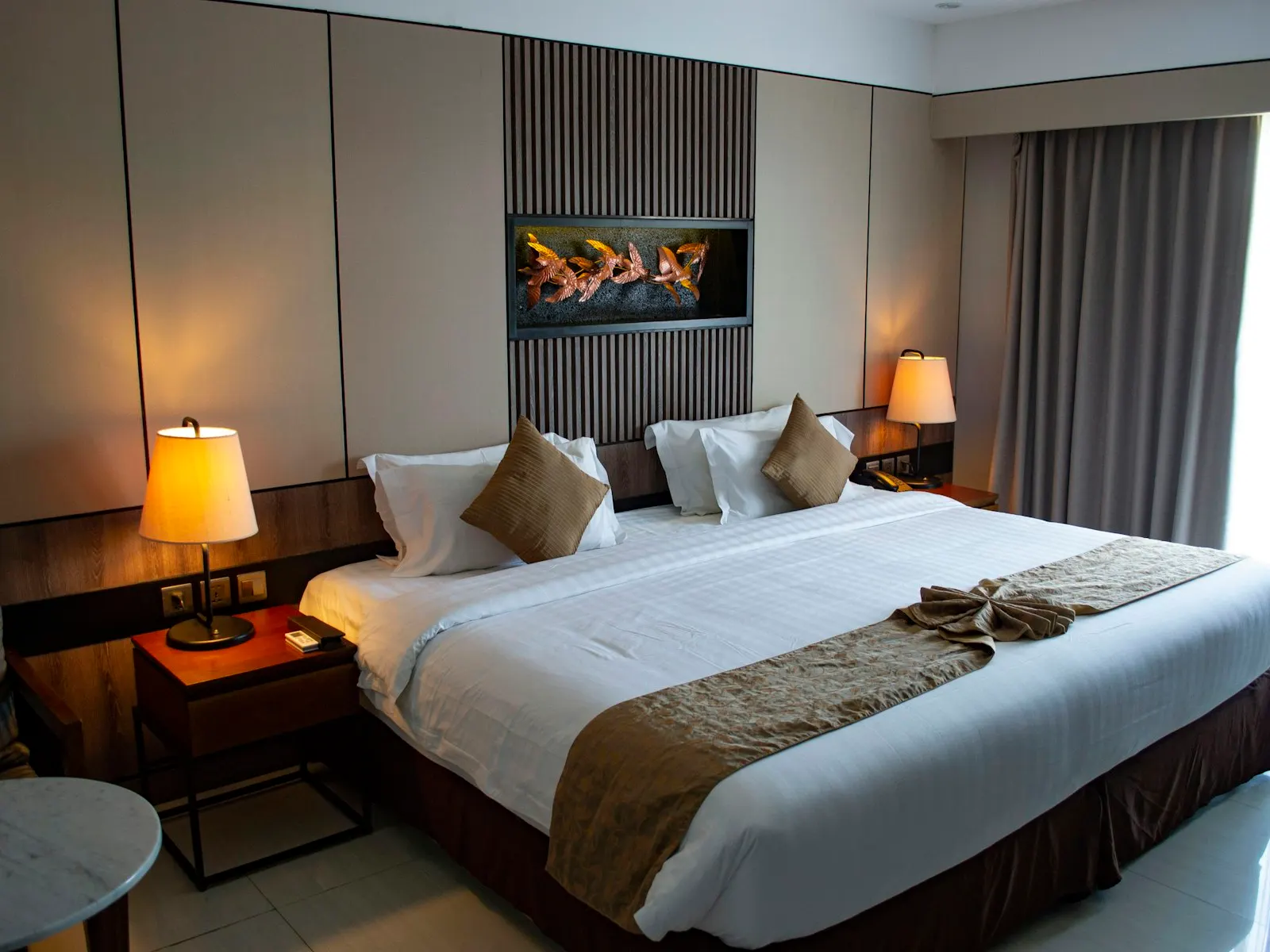 White hotel linen